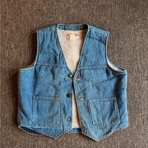 Chukkers vintage denim sheepskin vest size L EUC